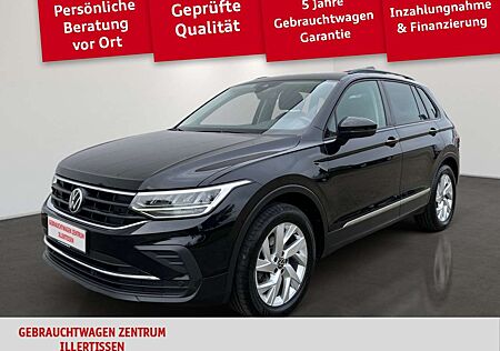 VW Tiguan Volkswagen 2.0 TDI 4M Life *AHK*PANO*LED*