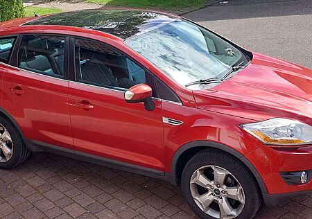 Ford Kuga 2.5 4x4 Aut. Titanium