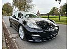 Porsche Panamera S