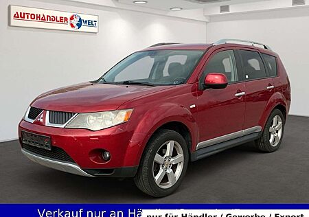Mitsubishi Outlander 2.4 4x4 Auto. 7-Sitzer AAC PDC AHK