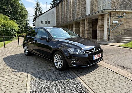 VW Golf Volkswagen VII Lim. Lounge BMT*SHZ*STANDHZG*AHK*PDC*