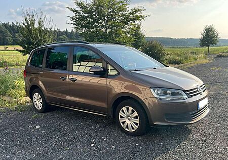 VW Sharan Volkswagen 2.0TDI Bluemotion,7 STZ,NAVI,KLIMA,AHK