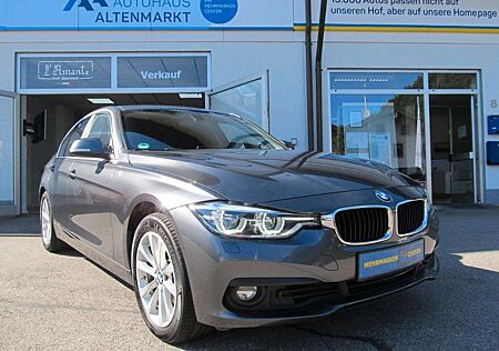 BMW 330 Baureihe 3 Lim. Advantage mit Navi/Scheckhef