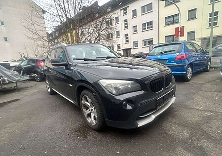 BMW X1 18 d sDrive*TÜV 06/26*Klimaauto*PDC Hinten*