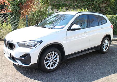 BMW X1 sDrive18i Autom/Navi/SHZ/Temp/Klima/DAB/PDC