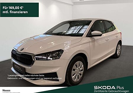 Skoda Fabia ACTIVE RADIO USB LED KLIMA EINPARKHILFE