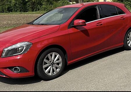 Mercedes-Benz A 180 CDI (BlueEFFICIENCY) 7G-DCT Urban