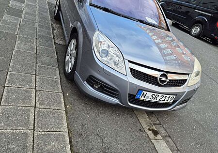 Opel Vectra 2.2