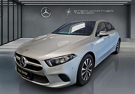 Mercedes-Benz A 200 STYLE+KAM.+MBUX+LED+TEMPO.+PANO.-DACH+AHK