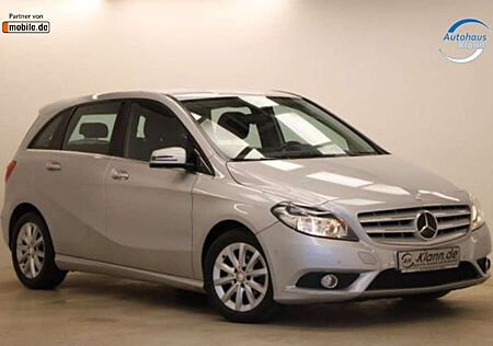 Mercedes-Benz B 180 B180 122PS BlueEfficiency AHK Sitzheizung PDC