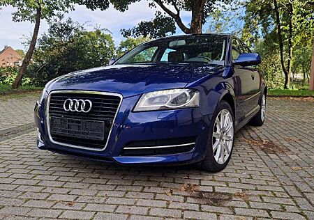 Audi A3 1.4 TFSI S tronic Sportback Vollausstattung Navi