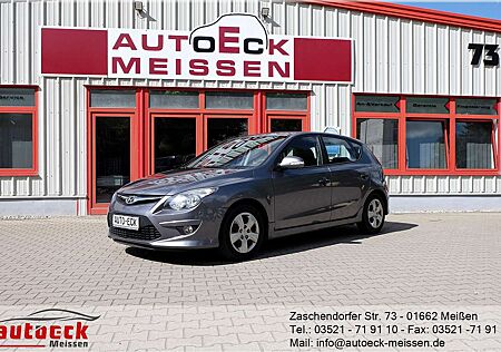 Hyundai i30 FIFA WM Edition |KLIMA|SHZ|8Fach