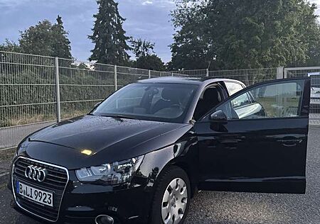Audi A1 1.4 TFSI Sportback S line Sportpaket