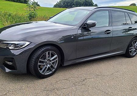 BMW 320d 320 3er Touring Diesel Touring xDrive Aut.