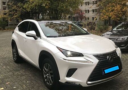 Lexus NX 300h Limited Edition