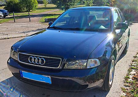 Audi A4 1.6