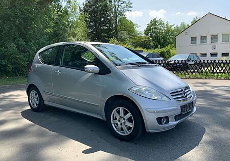 Mercedes-Benz A 150 A -Klasse A150*Klima*AHK*Scheckheft*
