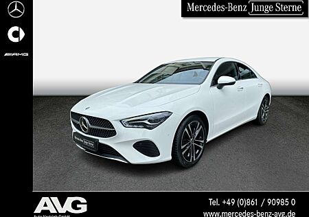 Mercedes-Benz CLA 200 d Progressive-Advanced Ambiente RKam LED