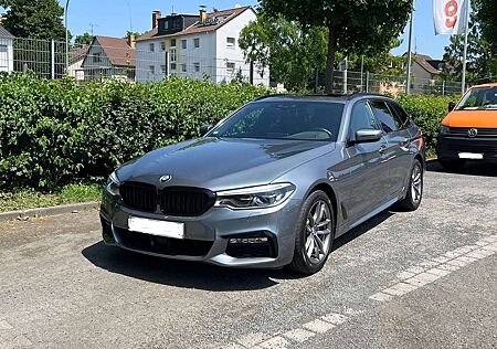 BMW 520 xDrive|M|HUD|LED|PANO|AHK|STZBLFTG|DAP|