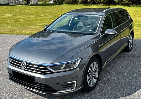 VW Passat Variant Volkswagen 1.4 TSI Plug-In-Hybrid DSG GTE