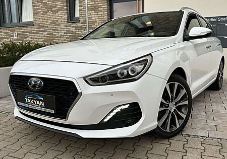 Hyundai i30 cw Premium*Automatik*1.Hand*47 tkm*