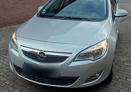 Opel Astra Edition