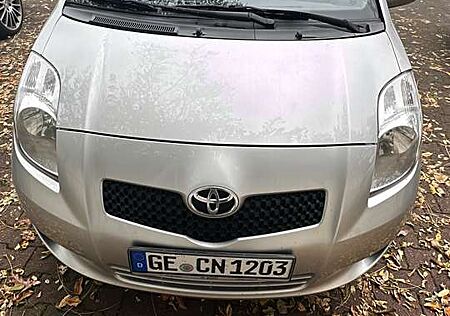 Toyota Yaris 1.3 VVT-i Cool