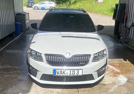 Skoda Octavia Combi 2.0 TDI (Green tec) RS