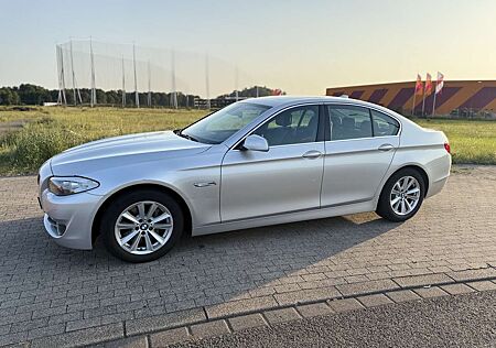 BMW 525d 525 Scheckheft Automatik Xenon Schiebedach