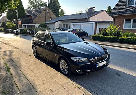 BMW 525d 525 xDrive Touring Aut.