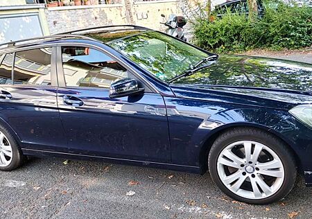 Mercedes-Benz C 220 T CDI BlueEfficiency