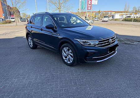 VW Tiguan Volkswagen 2.0 TDI SCR DSG Elegance