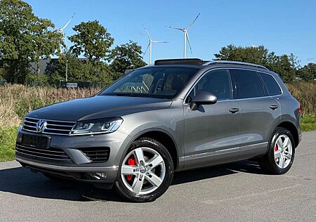 VW Touareg Volkswagen 3,0V6 TDI 262ps Euro 6 Panorama Full opt