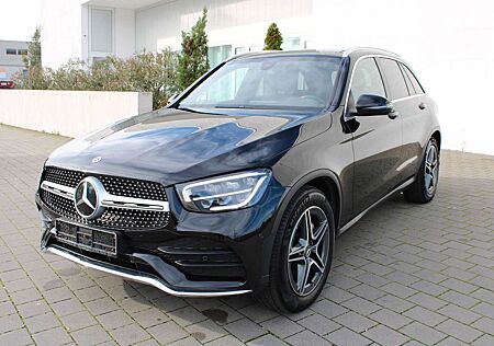 Mercedes-Benz GLC-Klasse GLC 200 d 4MATIC AMG LED NAVI AMBIENTE PANO AHK