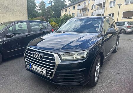 Audi Q7 3.0 TDI quattro tiptronic