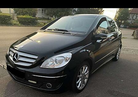 Mercedes-Benz B 200 Special Edition Sport paket