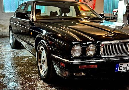 Jaguar XJ6 XJ6 3.2 Executive