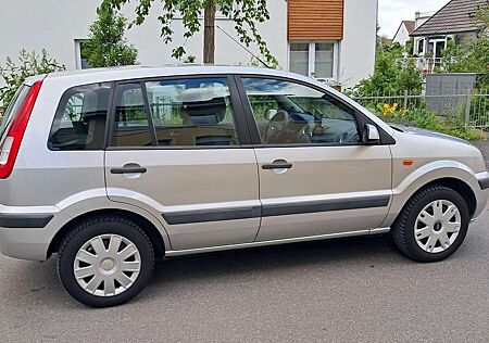 Ford Fusion , erst 74tkm