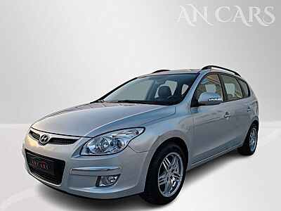 Hyundai i30 2.0 Premium Voll-Leder Navi PDC großer Service
