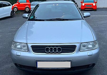 Audi A3 1.6 Automatik klima