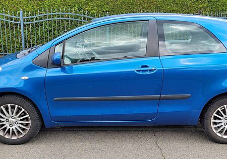 Toyota Yaris 1.0 VVT-iSol