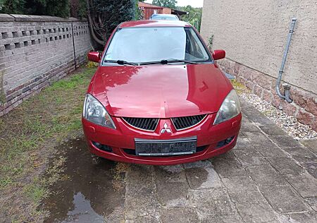 Mitsubishi Lancer Kombi 2.0 Sport