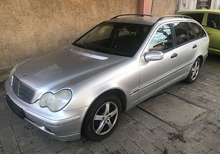 Mercedes-Benz C 200 T Kompressor Classic