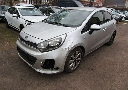 Kia Rio Dream Team Klimaautomatik