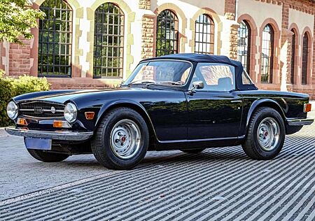 Triumph TR6 PI