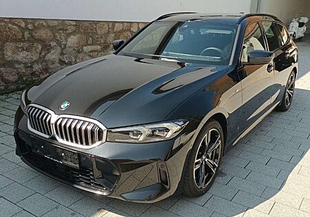 BMW 330 i xDrive Touring M Sport PANORAM AHK Ambi HiFi