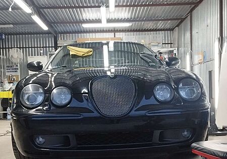 Jaguar S-Type R