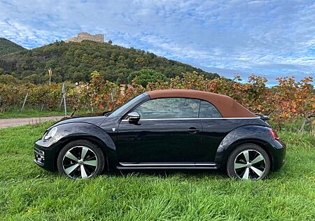 VW Beetle Volkswagen The Cabriolet 1.4 TSI (BlueMotion Tech) Kar