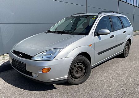 Ford Focus Kombi 1.6 Futura Automatik 101PS Benzin HU 04/2026