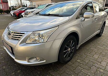 Toyota Avensis Sol